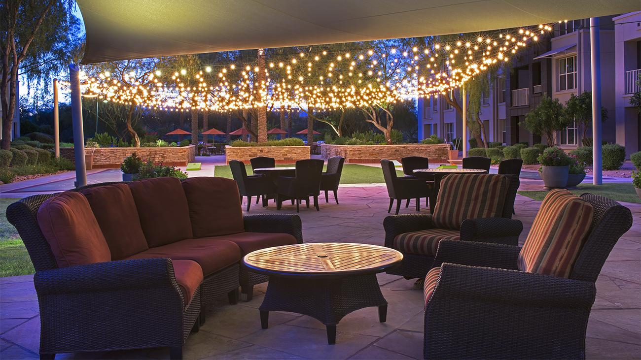 Cholla Courtyard - Sitting Area